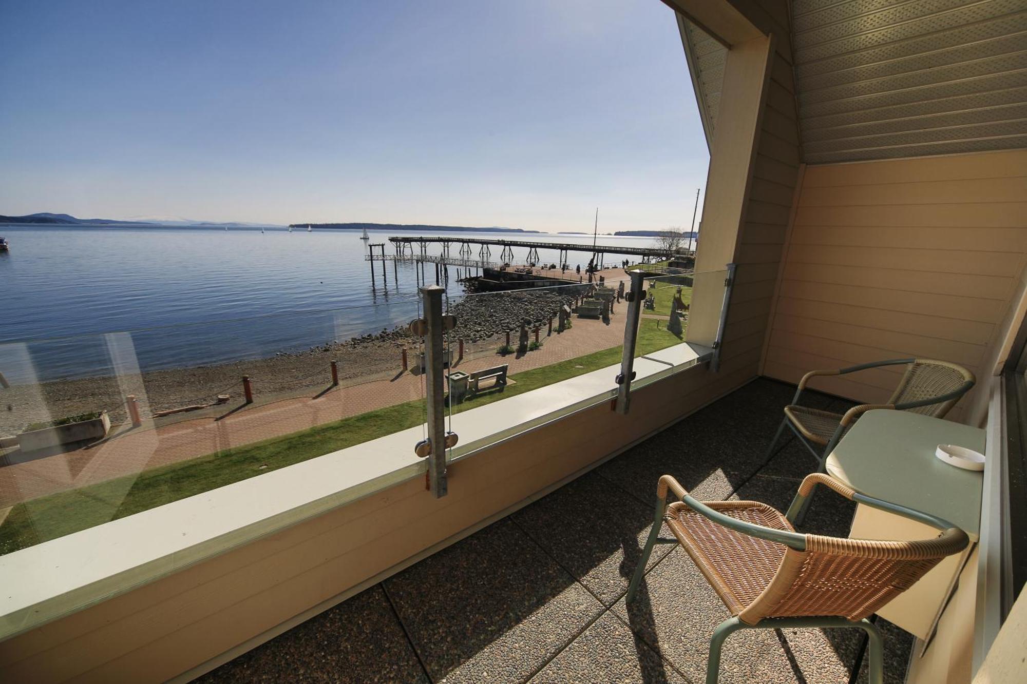 Sidney Waterfront Inn & Suites Kültér fotó